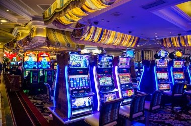 Big Bass Bonanza game interface showing multiplier display and payout table
